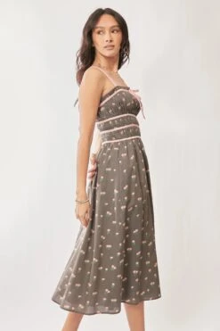 Davi & Dani Contrast Velvet Tape Smocking Bodice Midi Dress -Little Loom Store 0b1d8dd8155b45d6b6ca945358e56f49 Max Origin