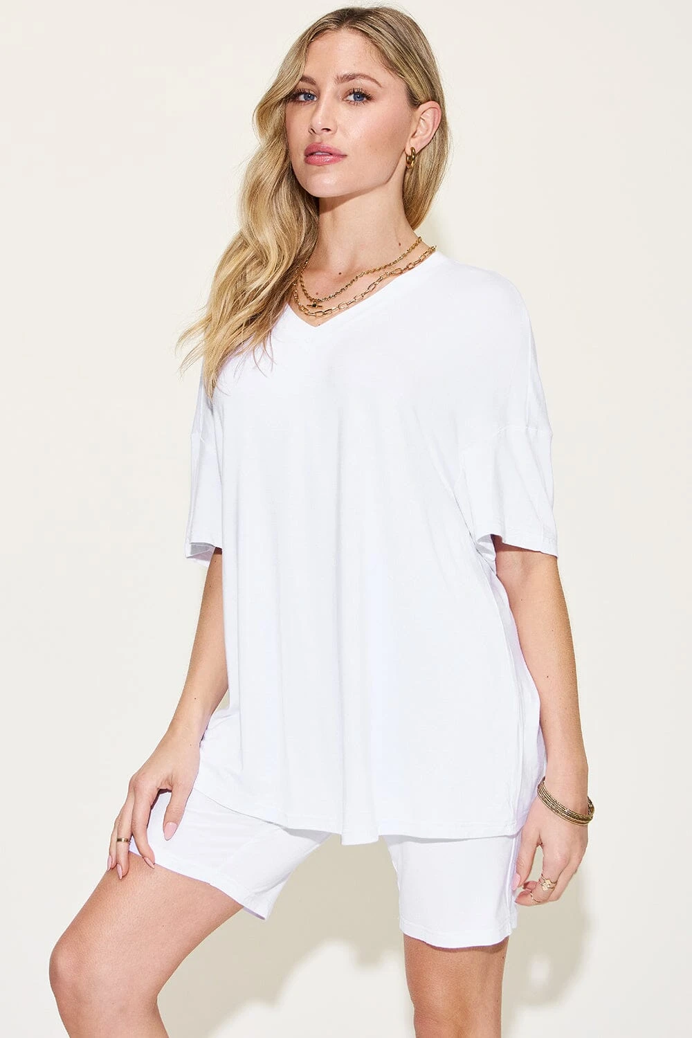 Basic Bae Full Size V-Neck Drop Shoulder T-Shirt And Shorts Set 15 Basic Bae Full Size V-Neck Drop Shoulder T-Shirt And Shorts Set - Image 13