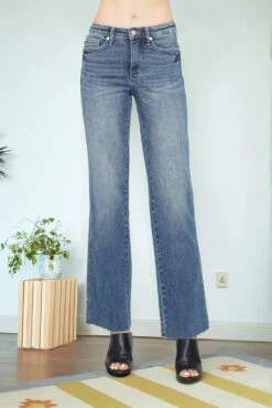 Judy Blue Full Size Tummy Control Straight Jeans