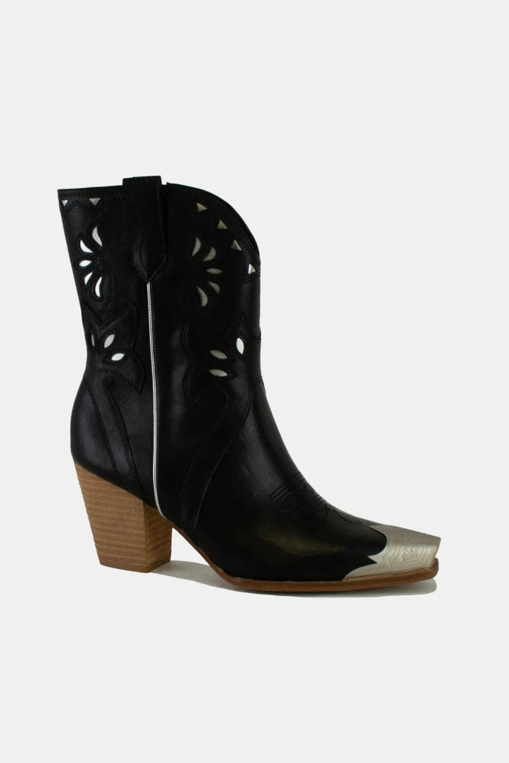 Beast Fashion Cut-Out Floral Embroidery Boots 3 Beast Fashion Cut-Out Floral Embroidery Boots