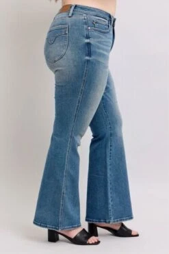Judy Blue MR Tummy Control Vintage Wash Jeans -Little Loom Store 2a900b07 f6a7 4a61 8c21 9c1b35f84b3d Min