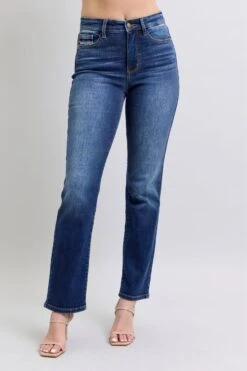 Judy Blue Full Size Washed Straight Leg Jeans With Pockets