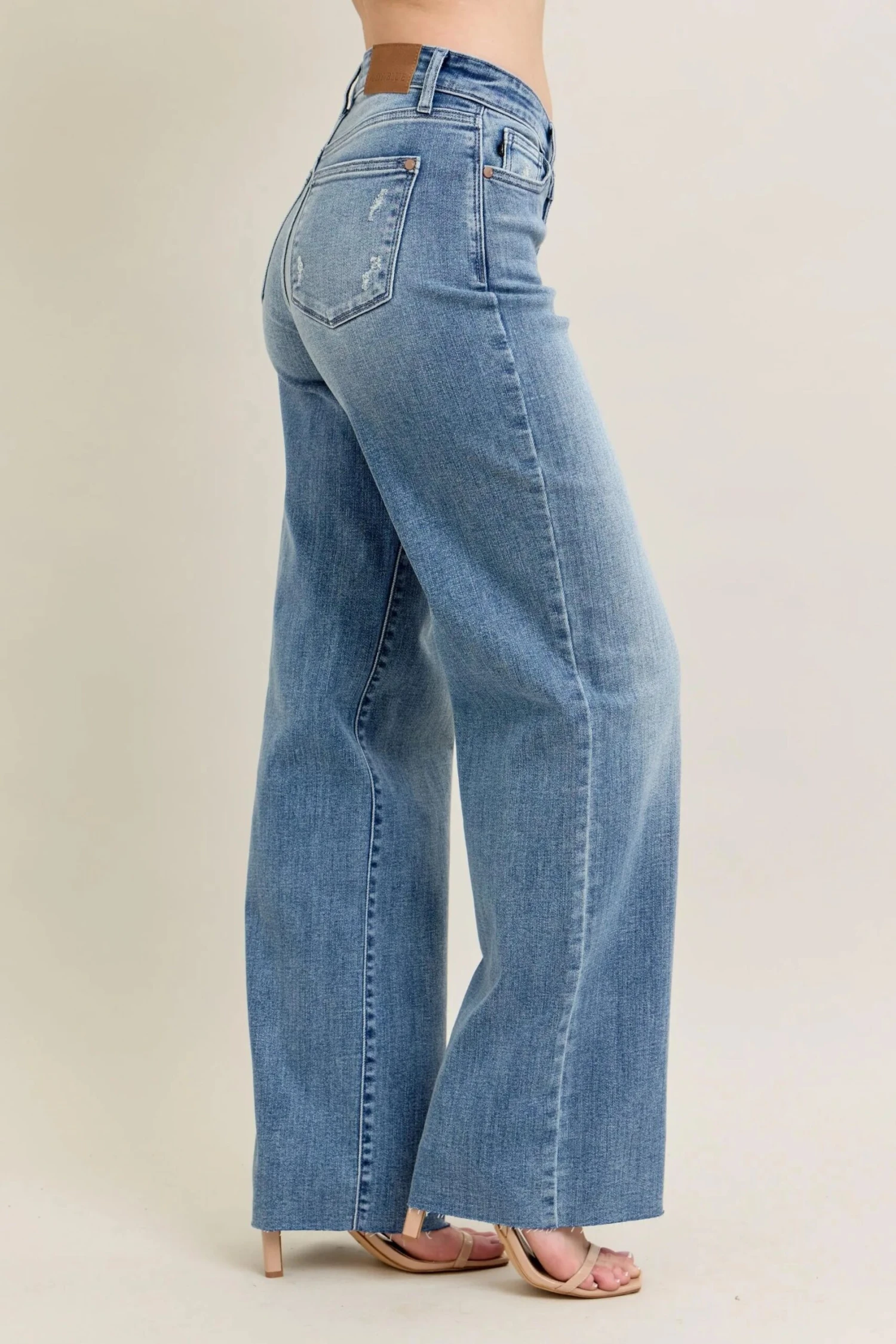 Judy Blue Full Size V - Front Baggy Jeans Plus Size 6 Judy Blue Full Size V - Front Baggy Jeans Plus Size - Image 4