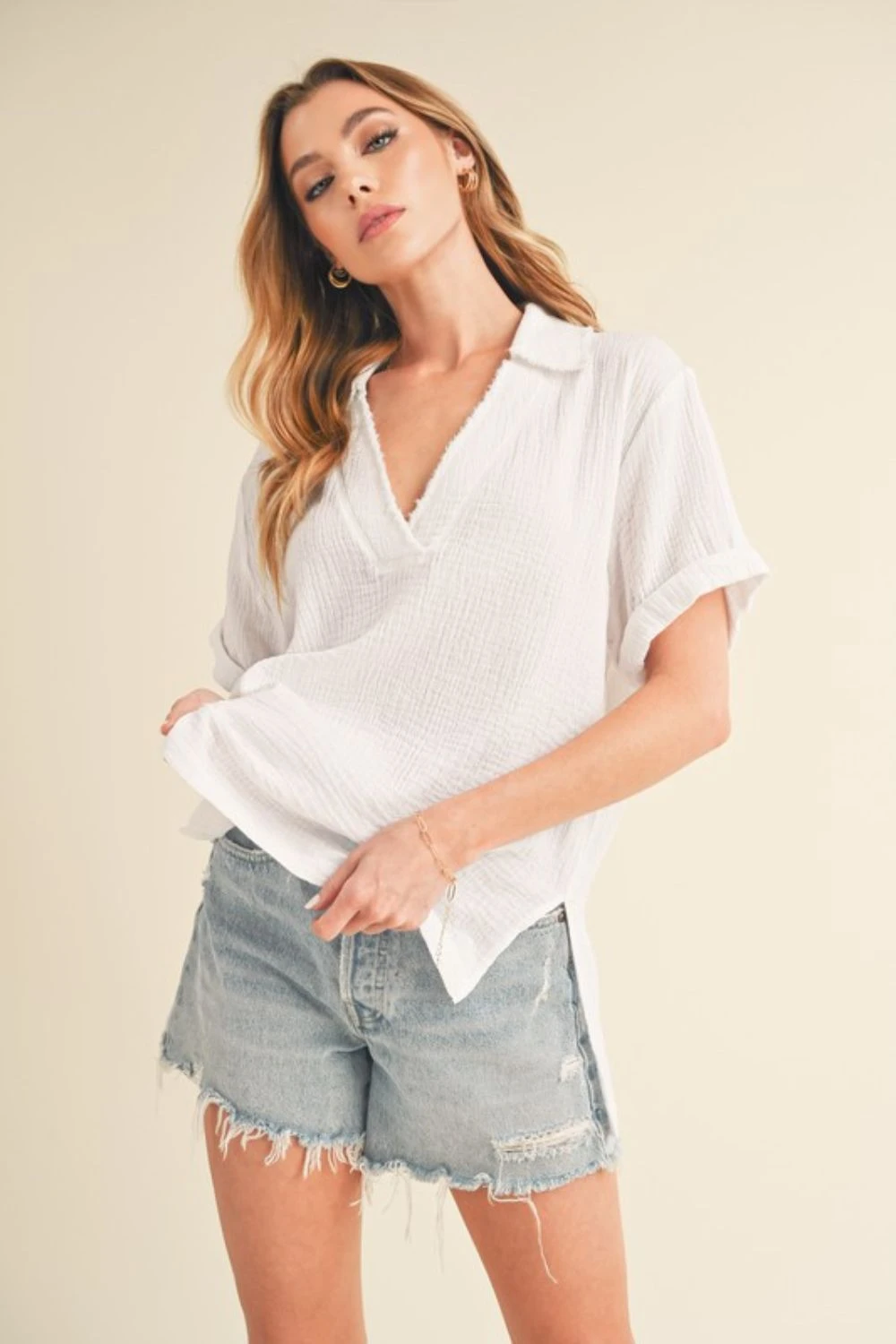 Aemi + Co Side Slit Johnny Collar Short Sleeve Cotton Gauze Blouse 3 Aemi + Co Side Slit Johnny Collar Short Sleeve Cotton Gauze Blouse