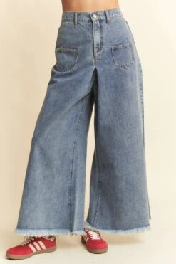 Davi & Dani Patch Pocket Wide Leg Culotte Jeans