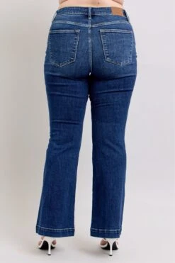 Judy Blue Full Size High Rise Flare Jeans With Pockets Plus Size 24 Judy Blue Full Size High Rise Flare Jeans With Pockets Plus Size -Little Loom Store 71b00bb5 a9a9 44eb 911e bc8e770d0bee Max