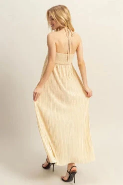 HYFVE Knotted Detail Halter Neck Flowy Maxi Dress -Little Loom Store 81fce483 ad4a 4a68 955d 9e28b31ff14f Max Origin