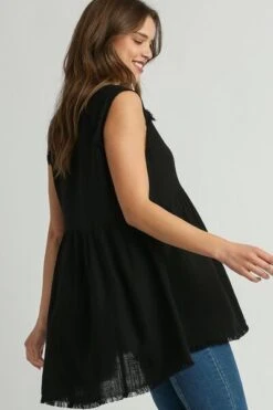 Umgee Full Size Raw Hem Linen Round Neck Sleeveless Top Plus Size -Little Loom Store 89fce9a9 c5d0 47dc 9830 5f16f6cda2b0 Min