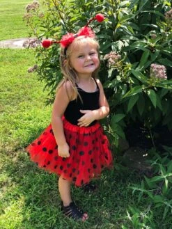Girls Ladybug Costume - Complete Kids Costume Set With Polka Dot Tutu Skirt & Antenna Headband 9 Girls Ladybug Costume - Complete Kids Costume Set With Polka Dot Tutu Skirt & Antenna Headband -Little Loom Store BR Ladybug Costume 2 s 1