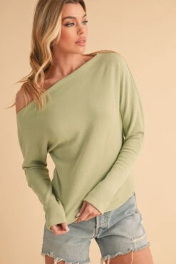 Aemi + Co One Shoulder Long Sleeve Knit Top -Little Loom Store a488f3ab 57fd 43eb 9be9 4c266eb24cfb Max