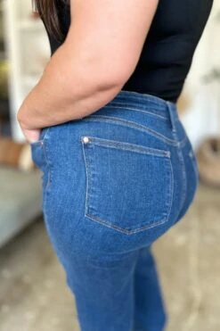 Judy Blue Full Size High Rise Straight Jeans 21 Judy Blue Full Size High Rise Straight Jeans -Little Loom Store a74614c4 16a1 490f 9fc7 9baf8176d59a Max