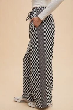 Annie Wear Drawstring Checkered Wide Leg Pants -Little Loom Store a8ab19fd 9e3d 448e bed7 5392ff3792aa Min
