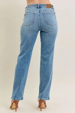 Judy Blue Full Size Hw Vintage Straight Jeans Plus Size -Little Loom Store b2beafc09e8047059cb2b2c1c1ea42b3 Max Origin