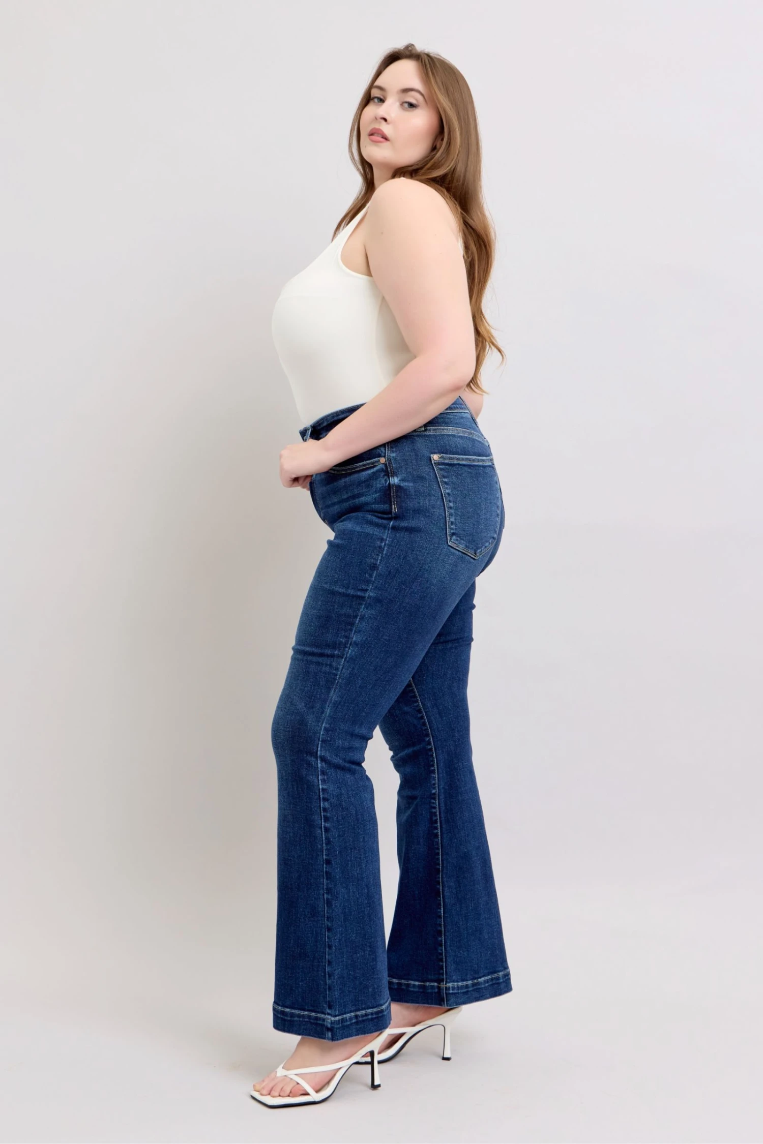 Judy Blue Full Size High Rise Flare Jeans With Pockets Plus Size 5 Judy Blue Full Size High Rise Flare Jeans With Pockets Plus Size - Image 3