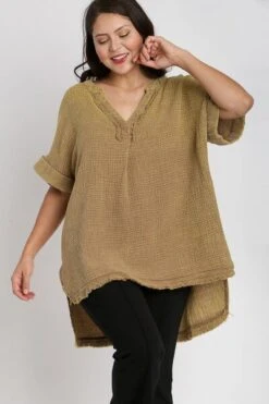 Umgee Full Size Side Slit Notched Mineral Wash Gauze Fabric Top Plus Size 10 Umgee Full Size Side Slit Notched Mineral Wash Gauze Fabric Top Plus Size -Little Loom Store f000ee47 f2a0 4528 b455 b0080492c6fe Min
