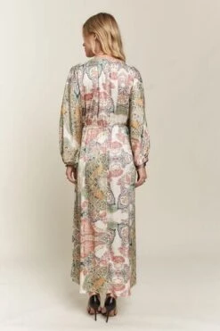 ADORA Printed V-Neck Batwing Sleeve Dress -Little Loom Store f0be0001 58c8 4384 a005 094ac2b994f7 Min