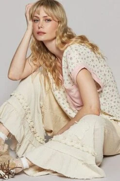 POL Floral V-Neck Short Sleeve T-Shirt -Little Loom Store f2aa3d61 0c28 43fb 8f5d 3eac9c2b370d Min